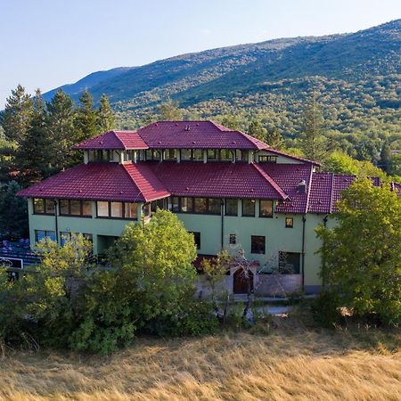 Holiday Resort Zlatni Dol Mostar Goranci Exterior photo